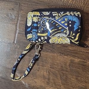 Vera Bradley zip wristlet